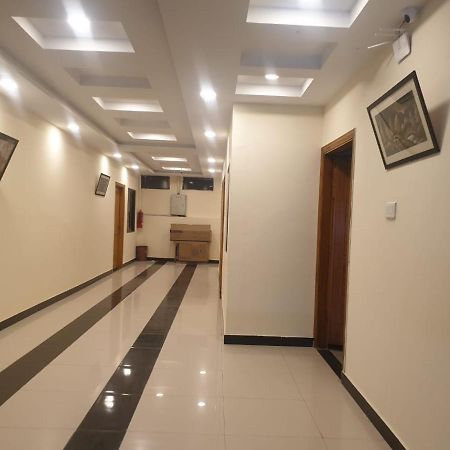 Dream Night Hotel Исламабад Екстериор снимка