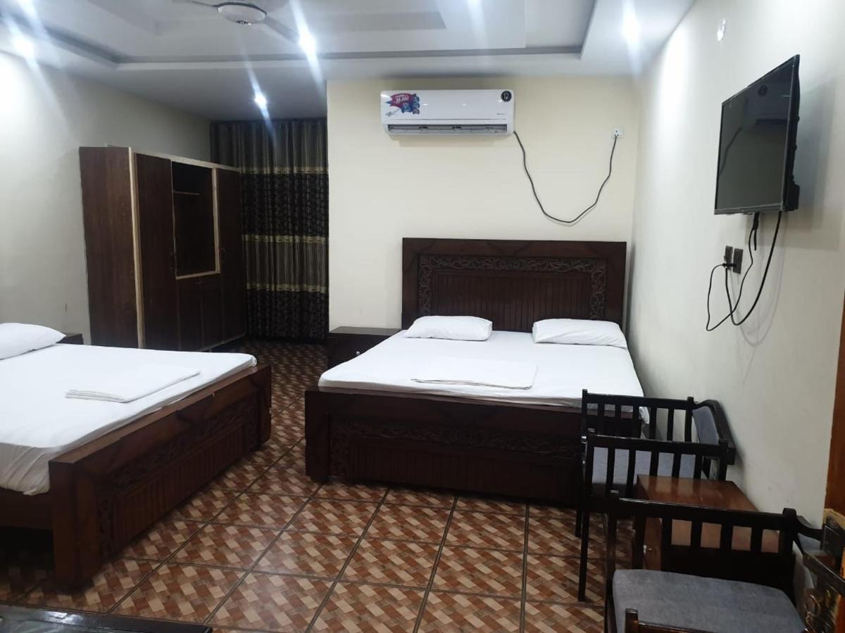 Dream Night Hotel Исламабад Екстериор снимка